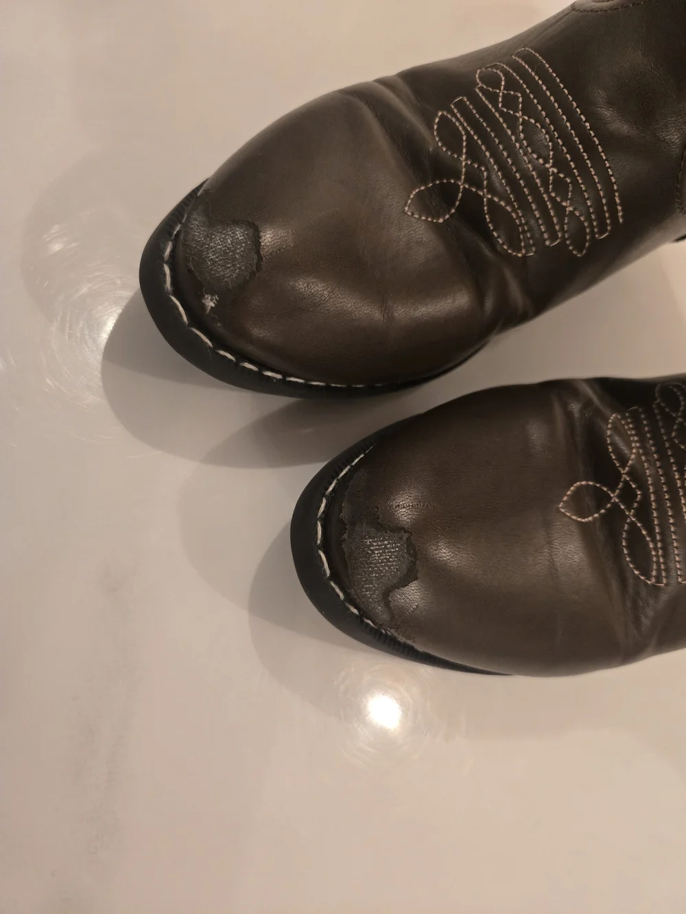 Boys Size 2 Dark Brown Cowboy Boots With Tan Stitching